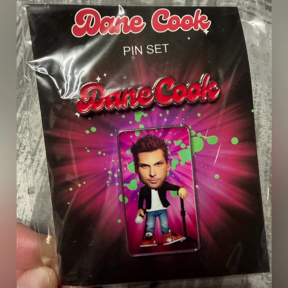 Official Dane Cook Pin Set - Picture 2 of 2